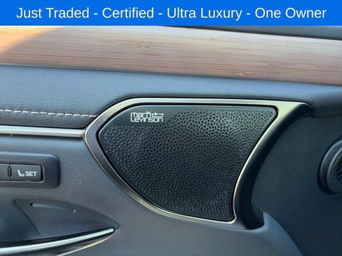 Used 2024 Lexus ES 300h Ultra Luxury w/ Accessory Package (Z2) FWD image 10