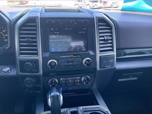 Used 2017 Ford F150 Platinum w/ Equipment Group 701A Luxury AWD/4WD image 21