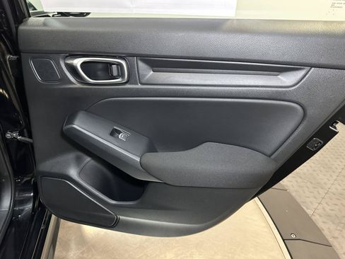 Used 2025 Honda Civic Sport image 33