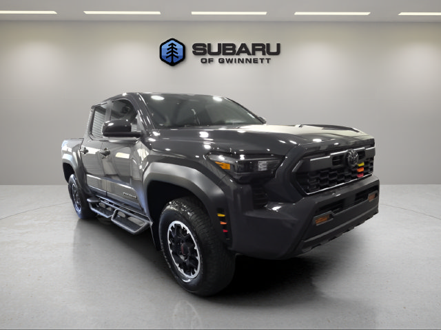 Used 2025 Toyota Tacoma TRD Off-Road AWD/4WD image 8