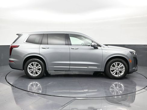 Certified 2023 Cadillac XT6 Luxury FWD image 6