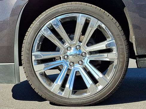 Used 2016 Cadillac Escalade Premium image 8