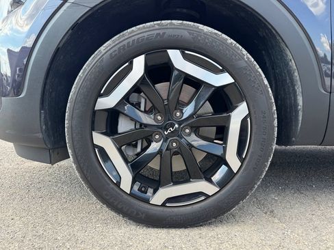 Used 2025 Kia Telluride S FWD image 10