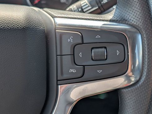 Used 2025 Chevrolet Blazer LT FWD image 24