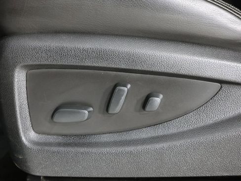 Used 2017 GMC Sierra 3500 Denali w/ Duramax Plus Package image 22