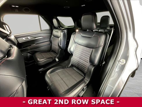 Used 2025 Ford Explorer ST-Line AWD/4WD image 22