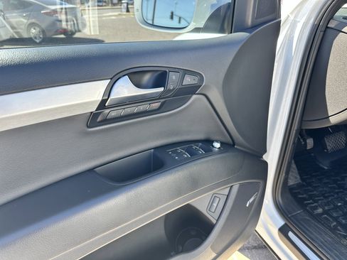 Used 2015 Audi Q7 3.0T S line Prestige image 9