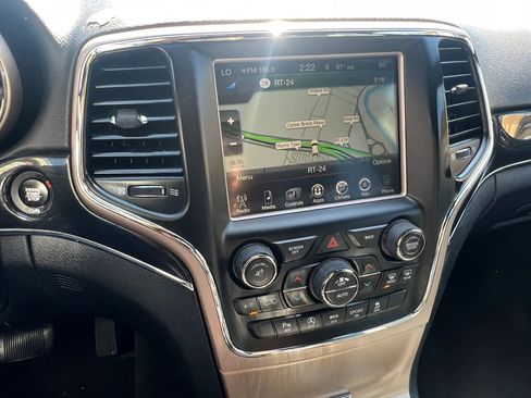 Used 2016 Jeep Grand Cherokee Limited 75th Anniversary AWD/4WD image 22