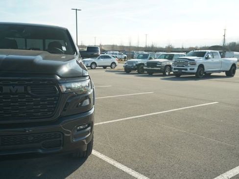 New 2026 RAM 1500 Big Horn AWD/4WD image 41