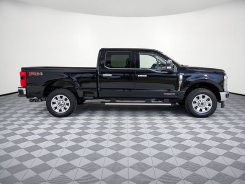 Used 2026 Ford F250 Lariat w/ Chrome Package AWD/4WD image 8