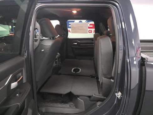 New 2026 RAM 2500 Big Horn AWD/4WD image 28
