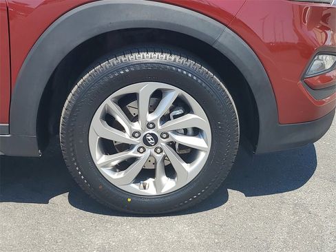 Used 2018 Hyundai Tucson SEL image 5