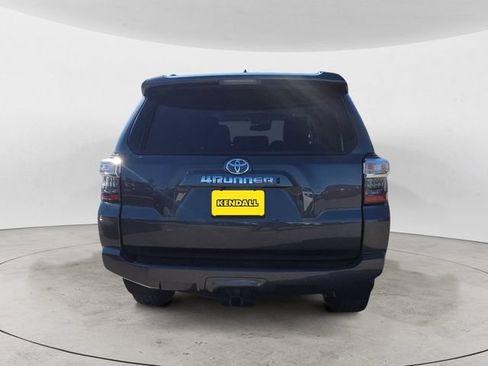 Used 2020 Toyota 4Runner SR5 Premium w/ Moonroof Package AWD/4WD image 4