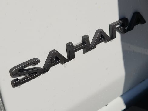 New 2026 Jeep Wrangler Unlimited Sahara AWD/4WD image 7