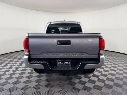 Used 2021 Toyota Tacoma SR5 w/ Technology Package image 7