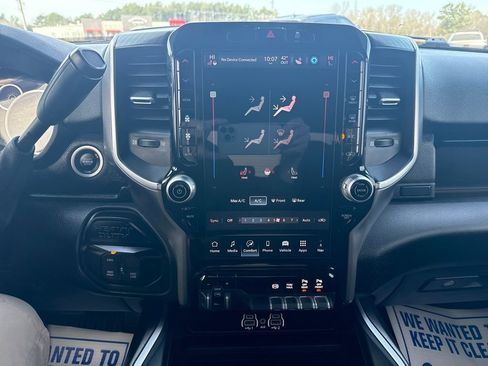 Used 2025 RAM 3500 Lone Star image 15