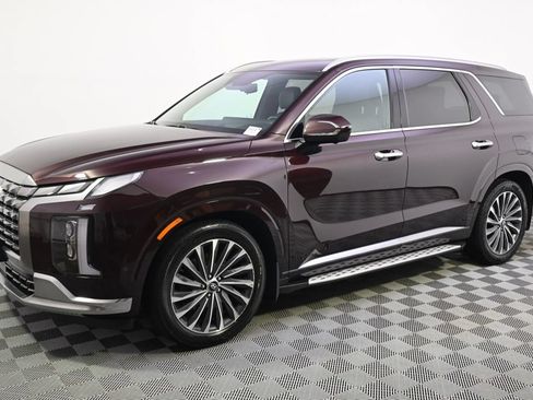 Used 2023 Hyundai Palisade Calligraphy w/ Cargo Package AWD/4WD image 2