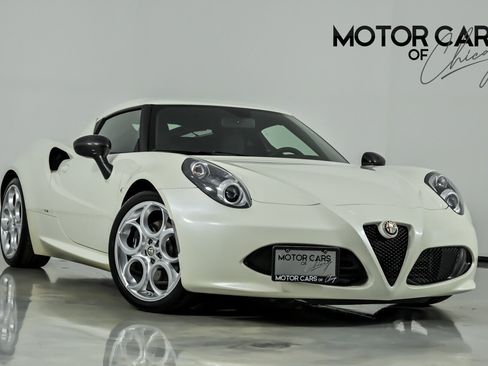 Used 2016 Alfa Romeo 4C Coupe w/ Coupe Track Package 1 RWD image 1