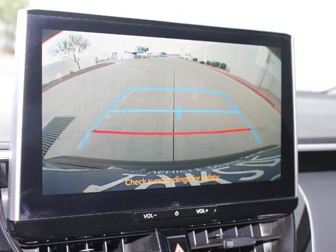 Used 2026 Toyota Corolla SE w/ SE Package FWD image 30