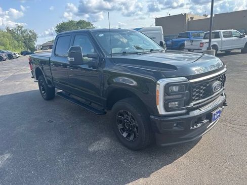 Used 2023 Ford F250 Lariat w/ Lariat Ultimate Package AWD/4WD image 2