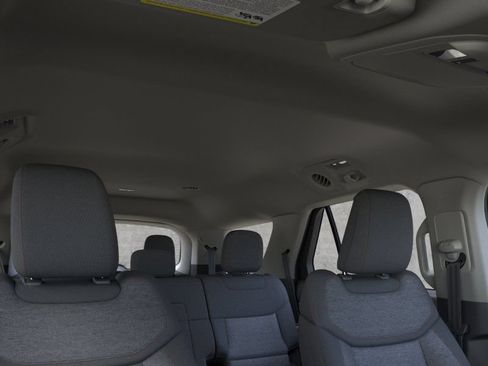 New 2026 Ford Explorer Active RWD image 22