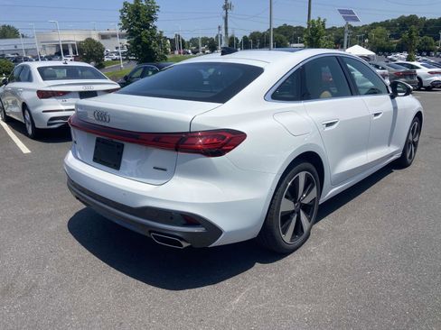 New 2025 Audi A5 2.0T Prestige image 9