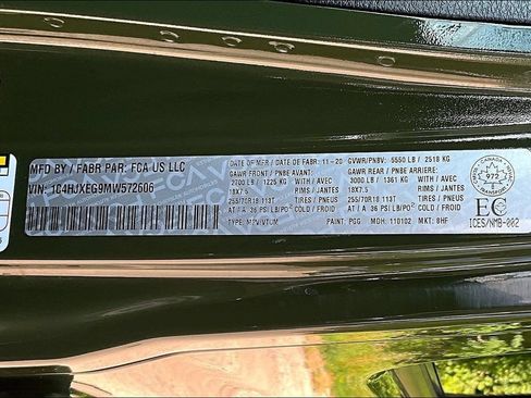 Used 2021 Jeep Wrangler Unlimited Sahara AWD/4WD image 33