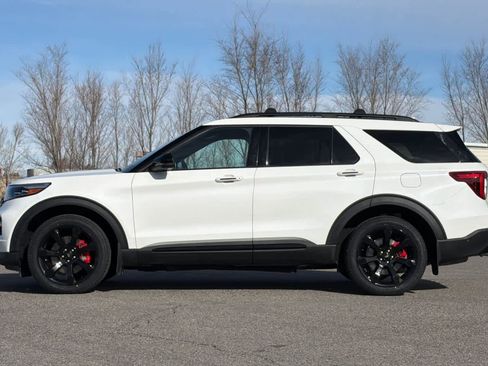 Certified 2023 Ford Explorer ST w/ Equipment Group 401A image 5