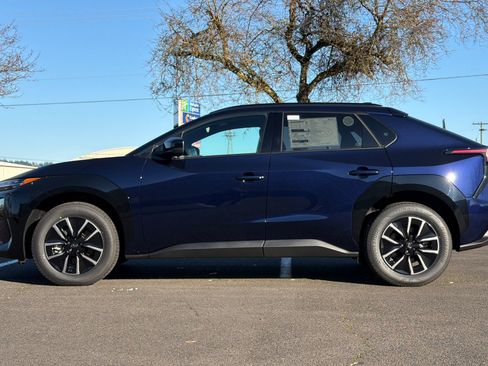 New 2026 Subaru Solterra Premium image 7