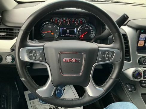 Used 2017 GMC Yukon SLT image 21