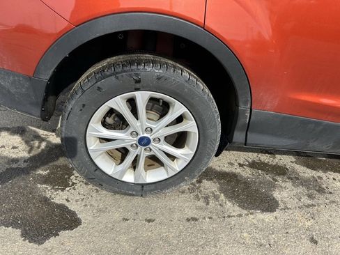 Used 2019 Ford Escape SE image 20