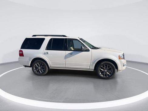 Used 2017 Ford Expedition Limited w/ Equipment Group 301A image 10