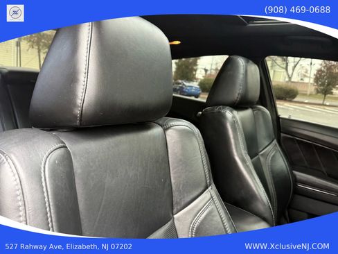 Used 2019 Dodge Charger SXT w/ Plus Group image 23