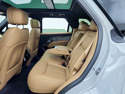 New 2026 Land Rover Range Rover Sport SE image 24