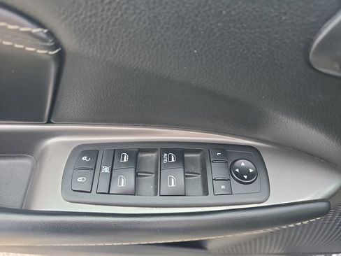 Used 2019 Dodge Journey Crossroad w/ Popular Equipment Group AWD/4WD image 22