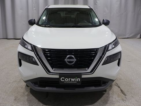 Used 2022 Nissan Rogue S AWD/4WD image 7