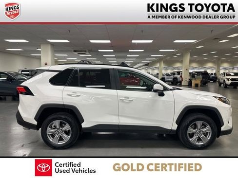 Certified 2022 Toyota RAV4 XLE image 9