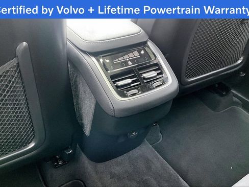 Certified 2025 Volvo XC90 B5 Plus image 31