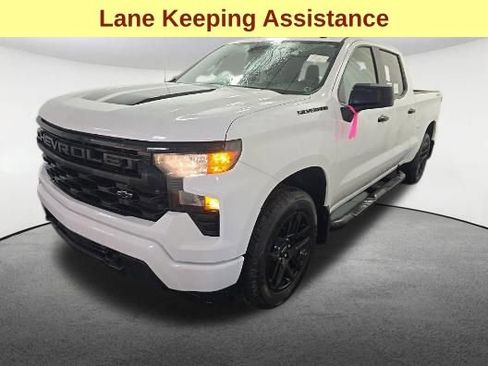 Used 2024 Chevrolet Silverado 1500 Custom w/ Rally Edition AWD/4WD image 4