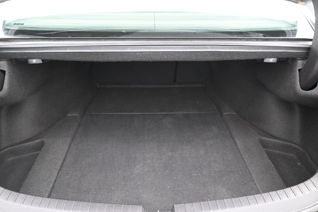 Used 2018 Acura TLX FWD image 23