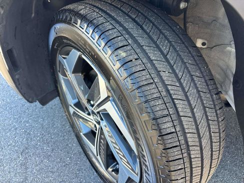 Used 2024 Hyundai Tucson Limited image 8