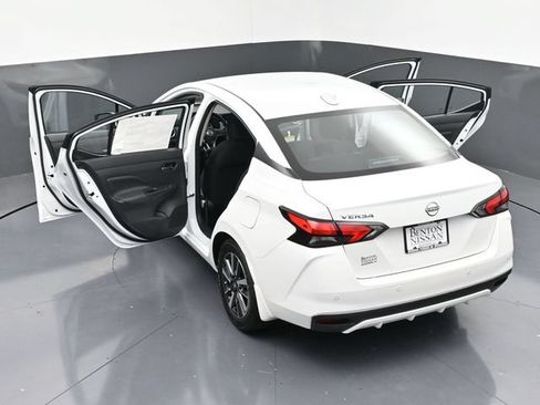 New 2025 Nissan Versa SV w/ Trunk Package FWD image 42