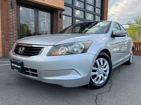 Used 2009 Honda Accord LX image 1