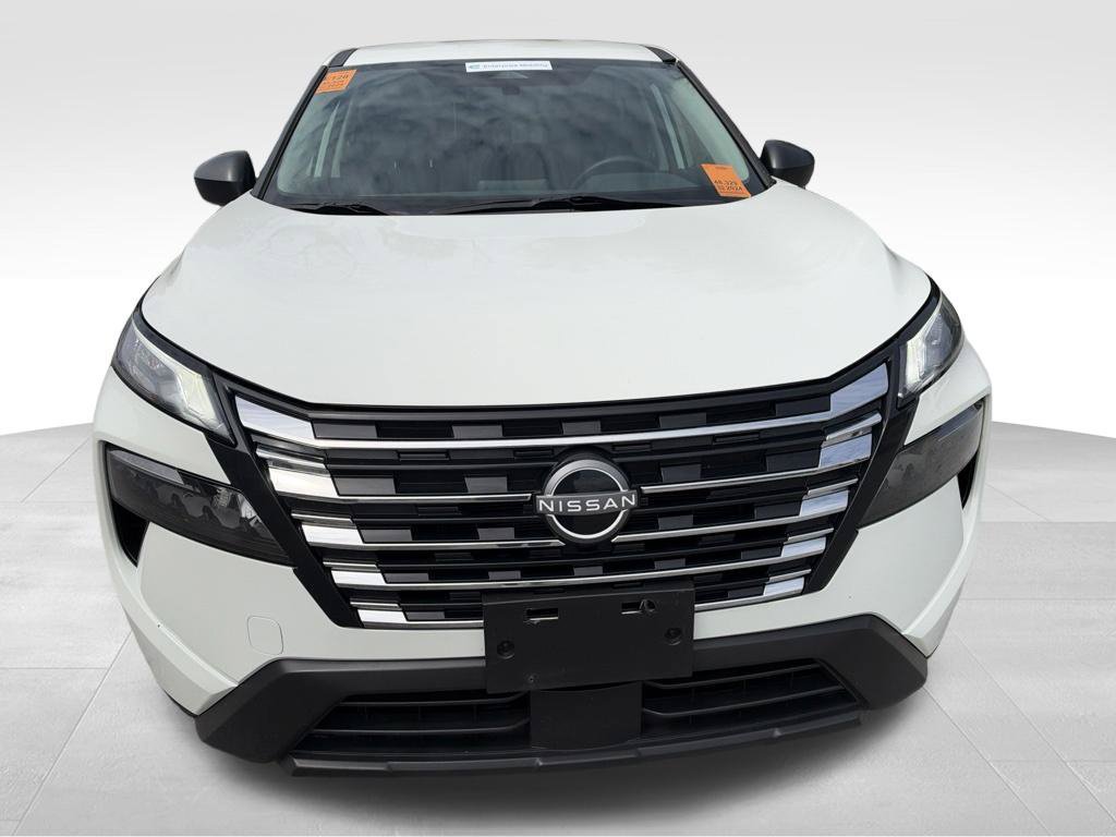 Used 2024 Nissan Rogue S AWD/4WD image 44