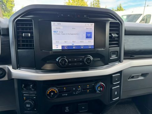 Used 2021 Ford F150 XLT AWD/4WD image 18