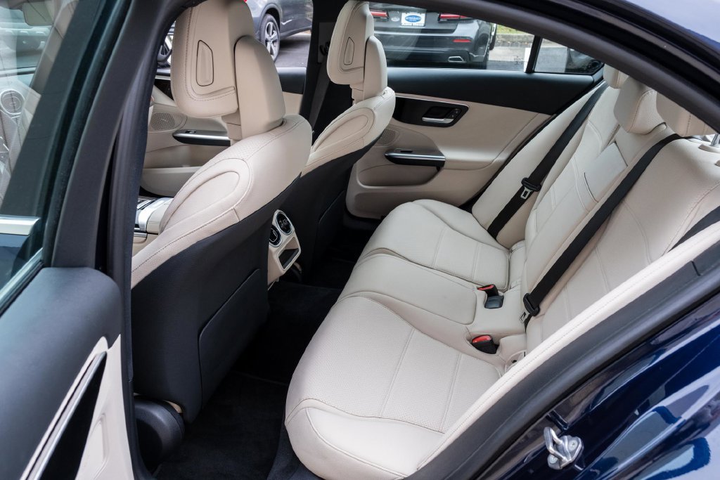 Used 2023 Mercedes-Benz C 300 4MATIC Sedan image 27