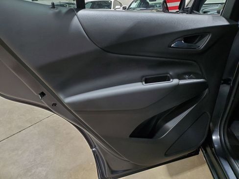 Used 2022 Chevrolet Equinox LT image 24