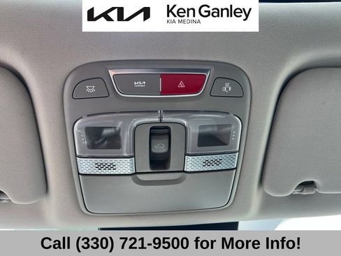 Certified 2024 Kia Telluride S w/ S Sunroof Package AWD/4WD image 40