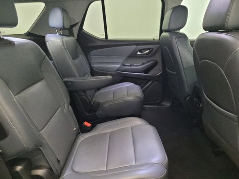 Used 2021 Chevrolet Traverse LT w/ LT Premium Package AWD/4WD image 19