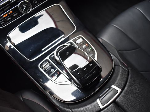 Used 2020 Mercedes-Benz CLS 53 AMG 4MATIC w/ Night Package image 39